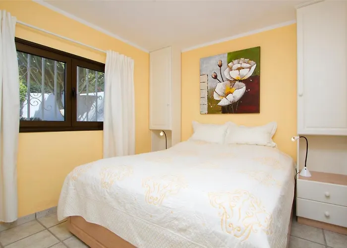 Colina Del Sol 1106 Appartement *