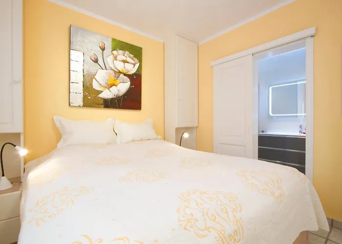 Colina Del Sol 1106 Apartman *